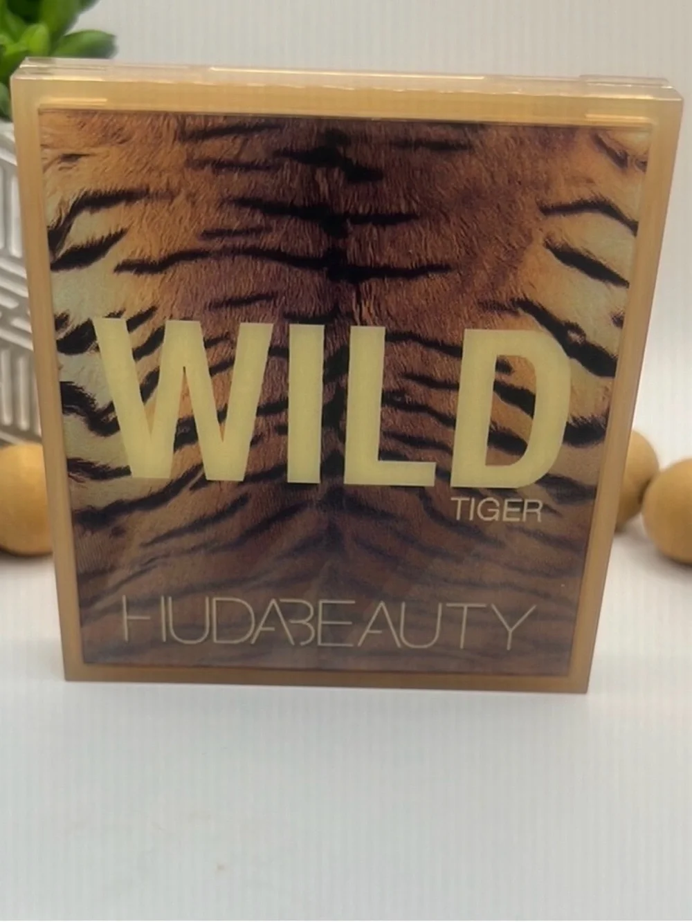 Huda Beauty Wild Tiger Eyeshadow Palette